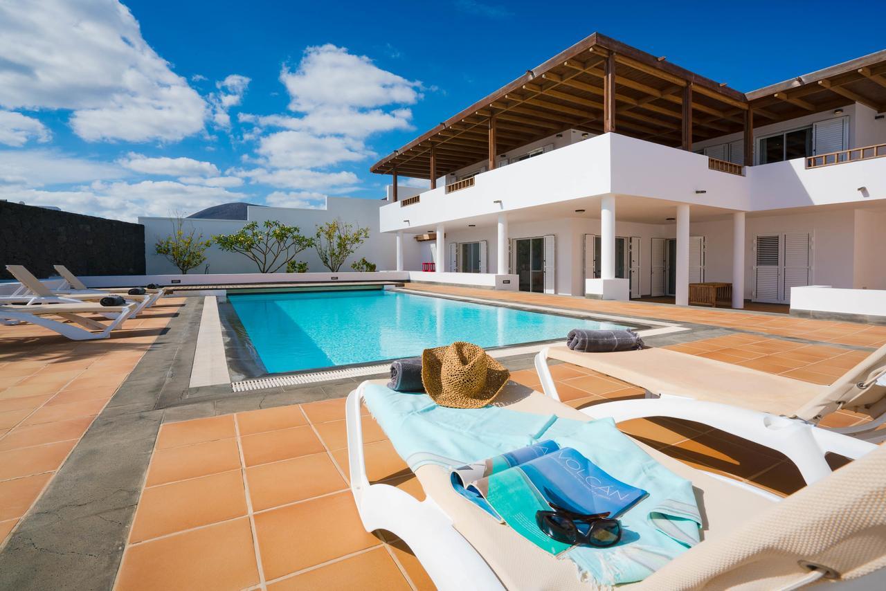 Villa Dedalos - A Luxury Large Villa With A Heated Pool In Puerto Calero Εξωτερικό φωτογραφία